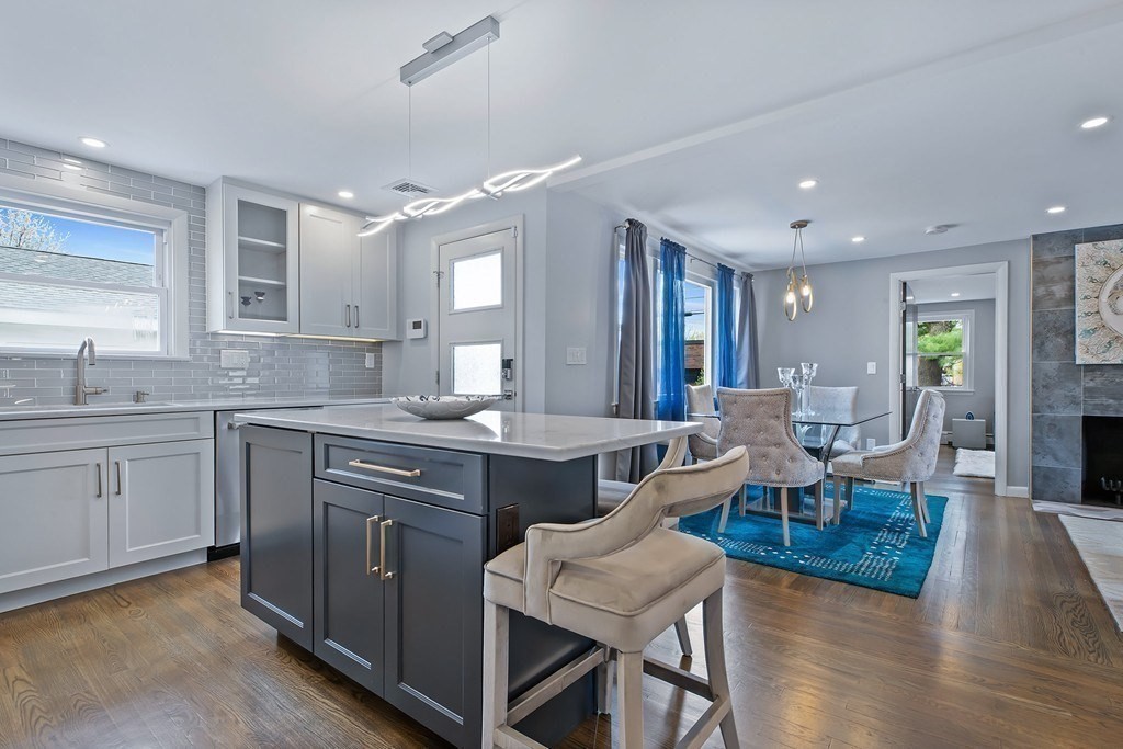 82 Margaret Road Newton, MA 02461 - Photo 9 of 32