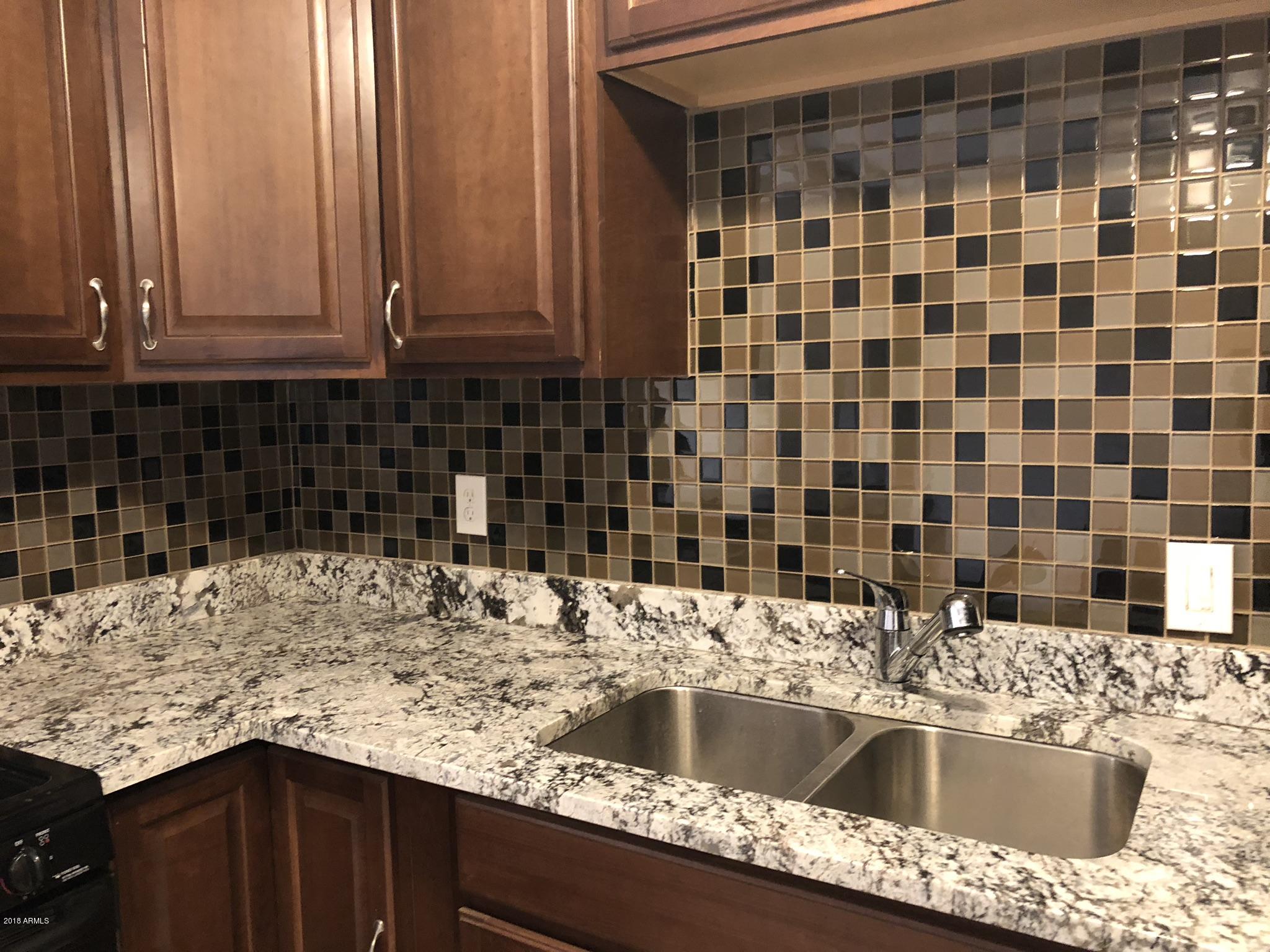 4140 West Alta Vista Road Phoenix, AZ 85041 - Photo 11 of 22 BC5C3F86-44D7-4D91-920D-47E970792F8F
