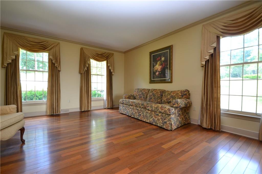 140 Froebe Road Venetia, PA 15367 - Photo 11 of 25 Gallery Image 11