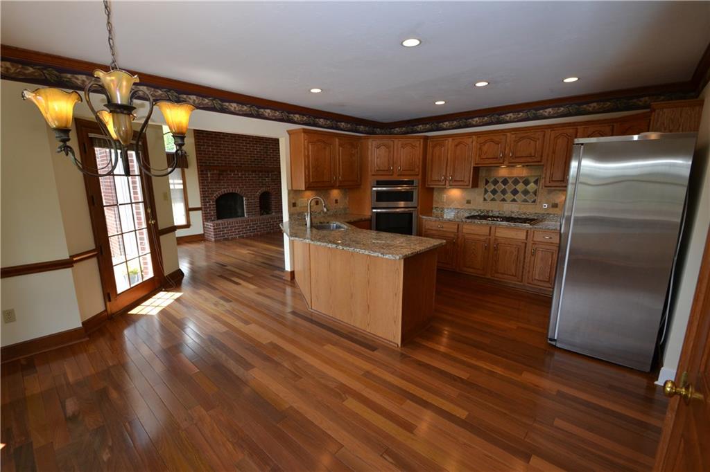 140 Froebe Road Venetia, PA 15367 - Photo 4 of 25 Gallery Image 4