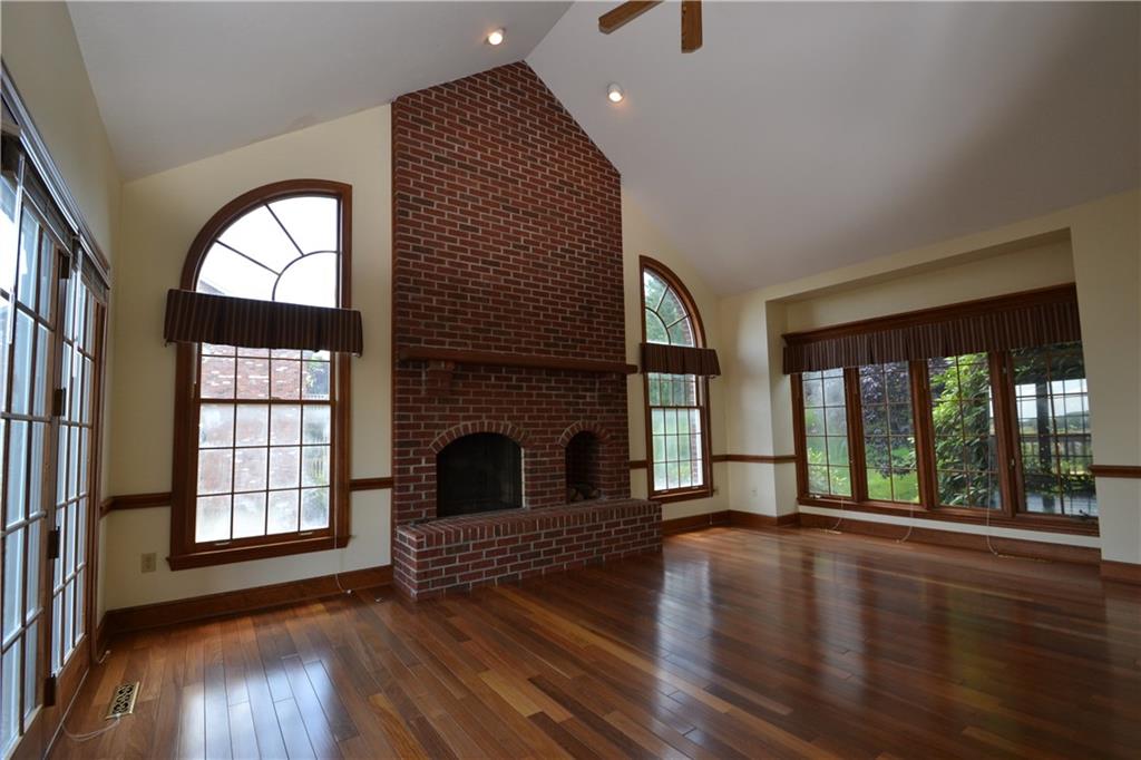 140 Froebe Road Venetia, PA 15367 - Photo 7 of 25 Gallery Image 7