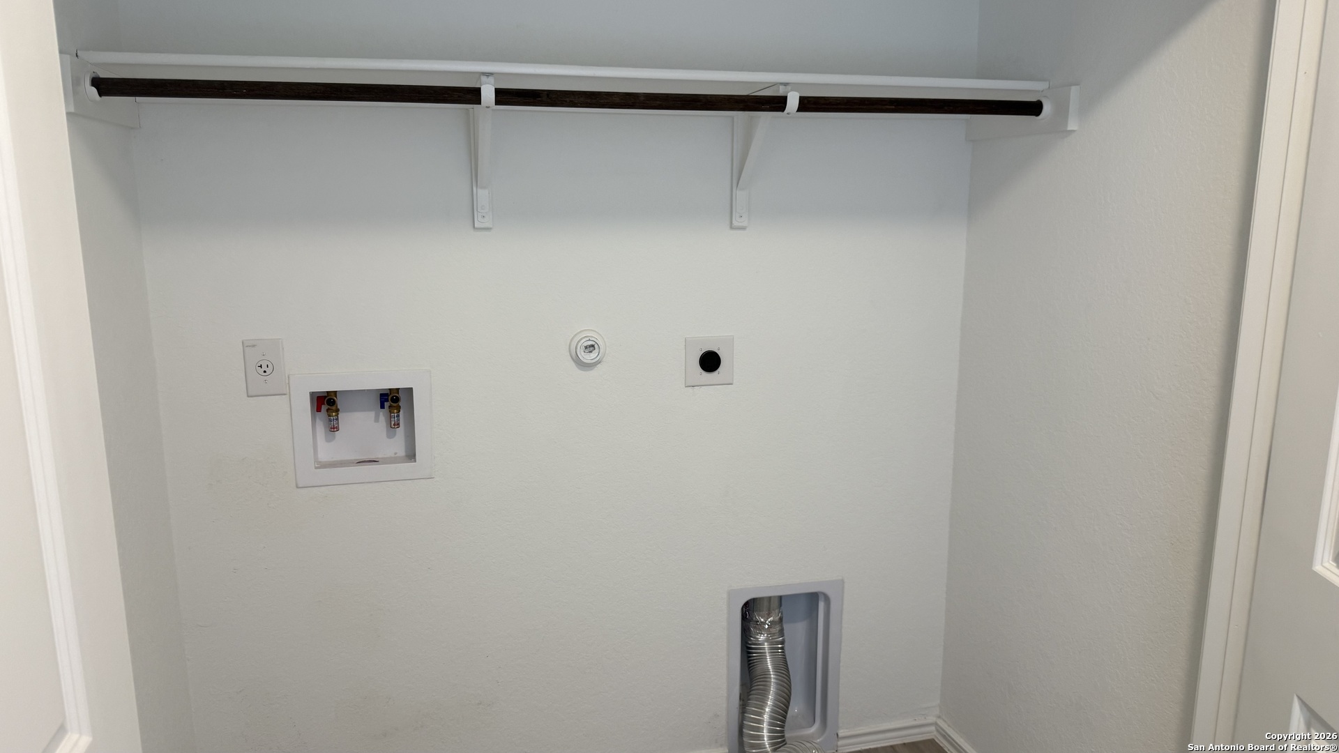 31885 Cherry Bulverde, TX 78163 - Photo 18 of 27 a view of a small space