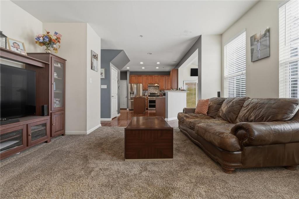 11621 Beacon Drive Irwin, PA 15642 - Photo 12 of 50