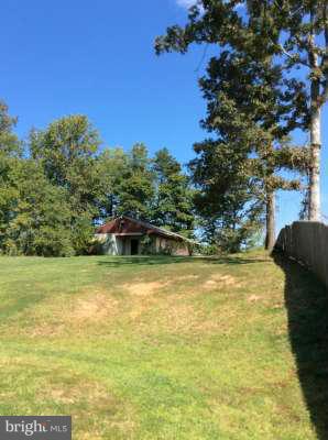 543 Courthouse Road Stafford, VA 22554 - Photo 25 of 25 View up hill to dog kennel