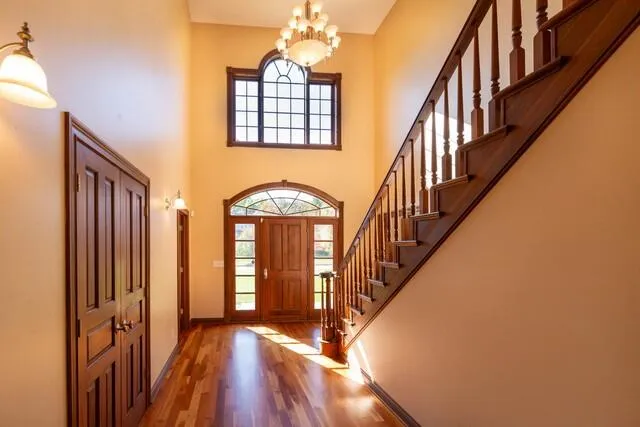 $799,900 | 25812 91st Street, Salem Lakes, WI 53168