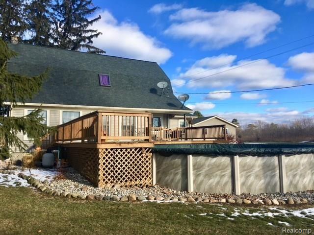 2474 North Summers Road Imlay City, MI 48444 - Photo 4 of 56 IMG_0995.jpg