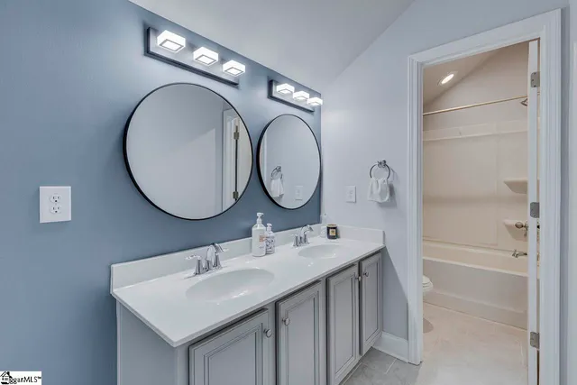 $719,900 | 19 Cool Meadow Way, Fountain Inn, SC 29644