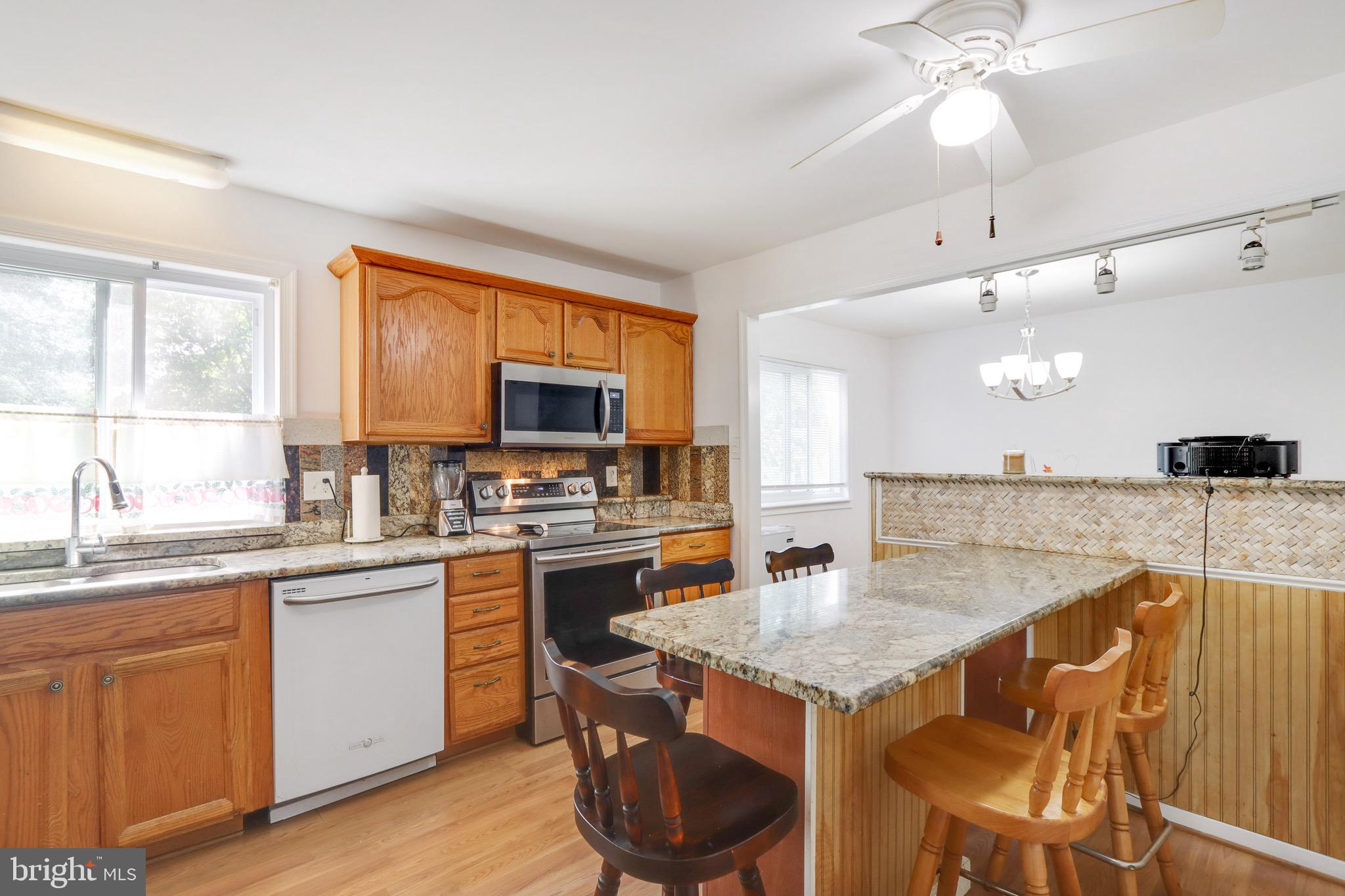 104 Applecreek Road Frederick, MD 21702 - Photo 11 of 59 Kitchen