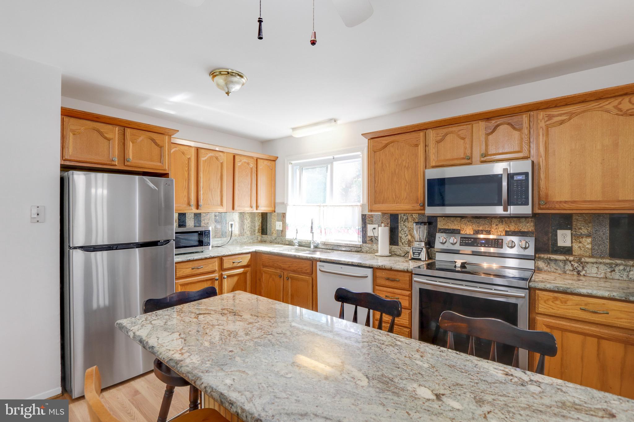 104 Applecreek Road Frederick, MD 21702 - Photo 12 of 59 Kitchen