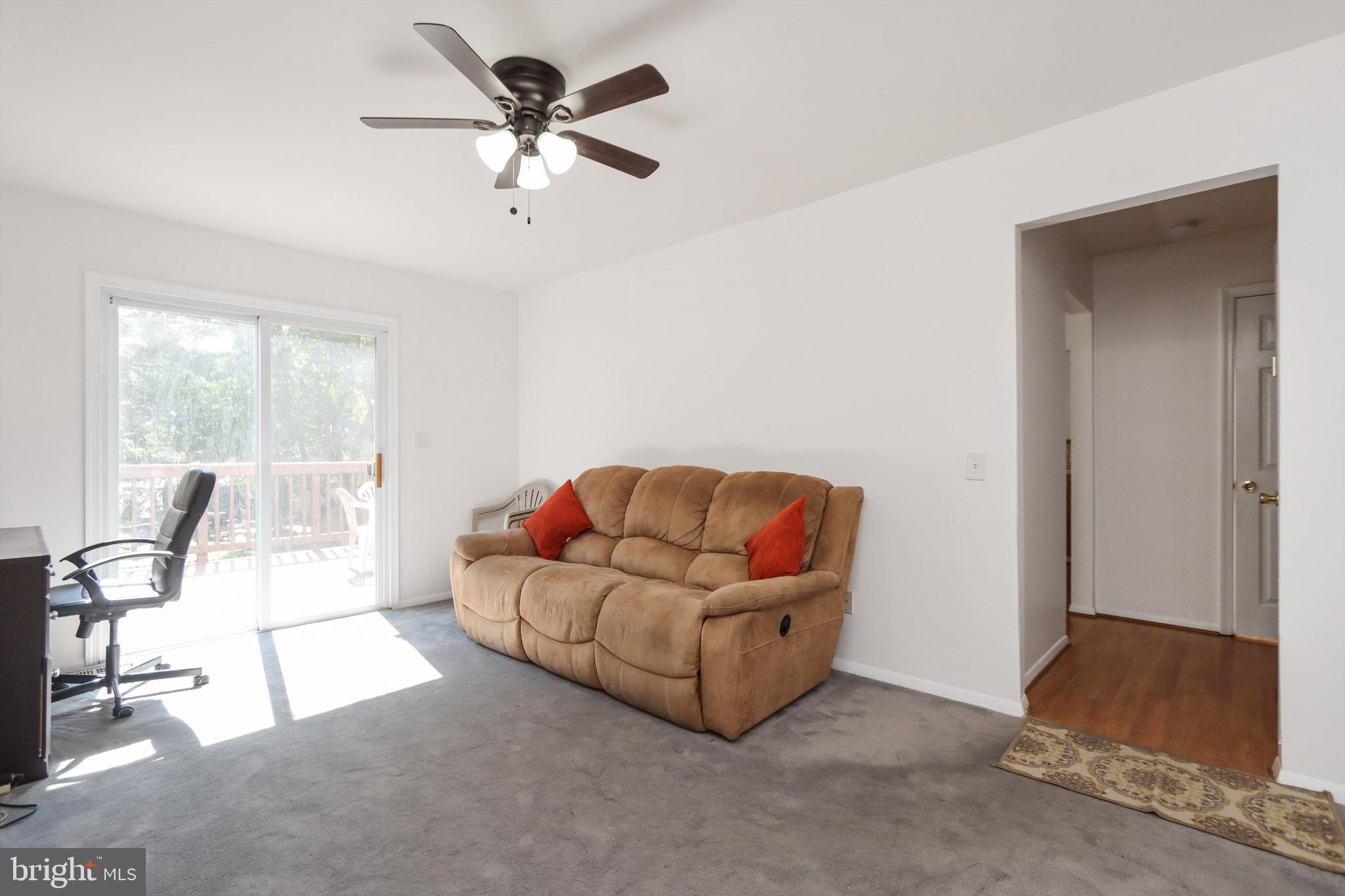 104 Applecreek Road Frederick, MD 21702 - Photo 20 of 59 Family Room - Leads to Deck