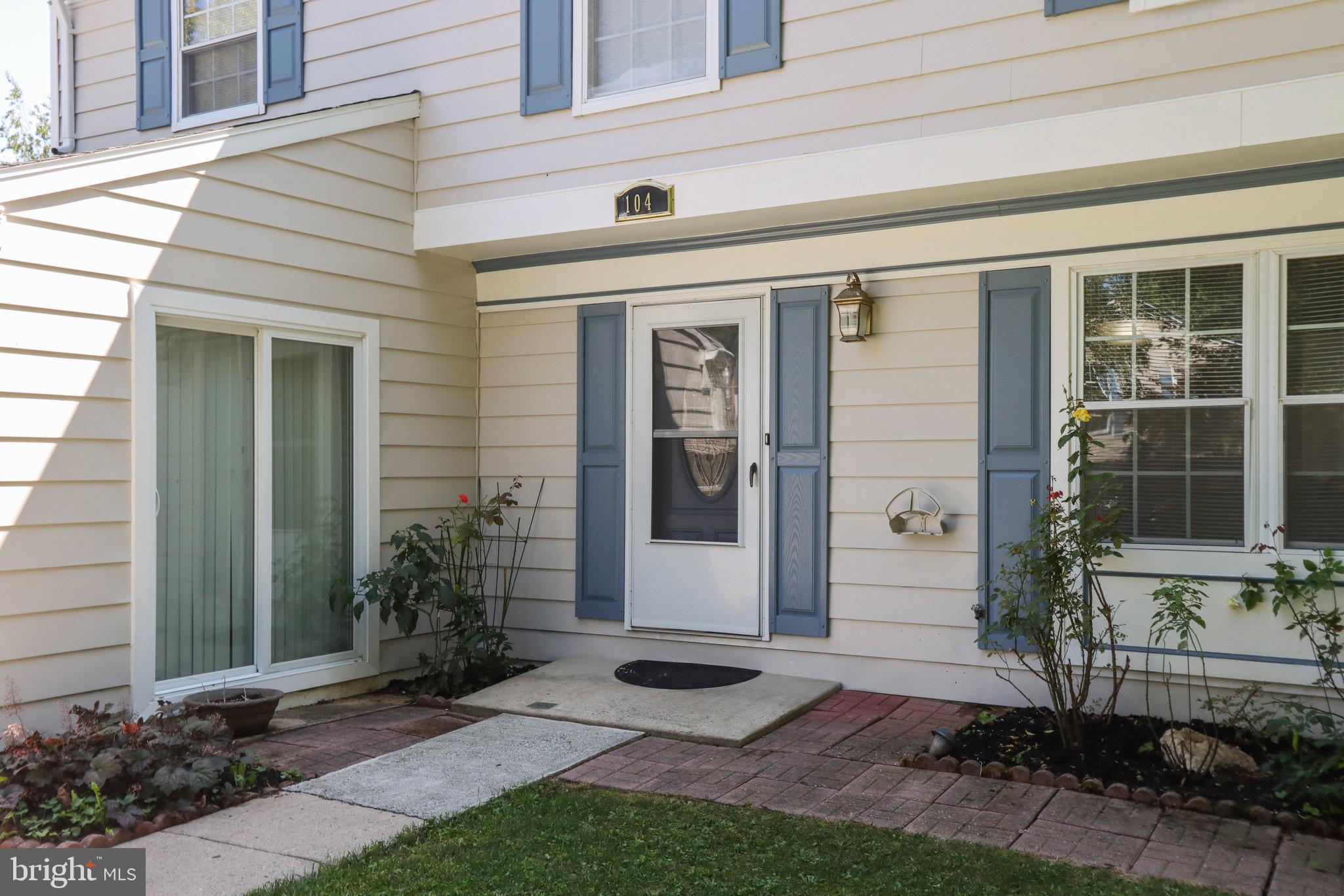 104 Applecreek Road Frederick, MD 21702 - Photo 4 of 59 Exterior Entry to Home
