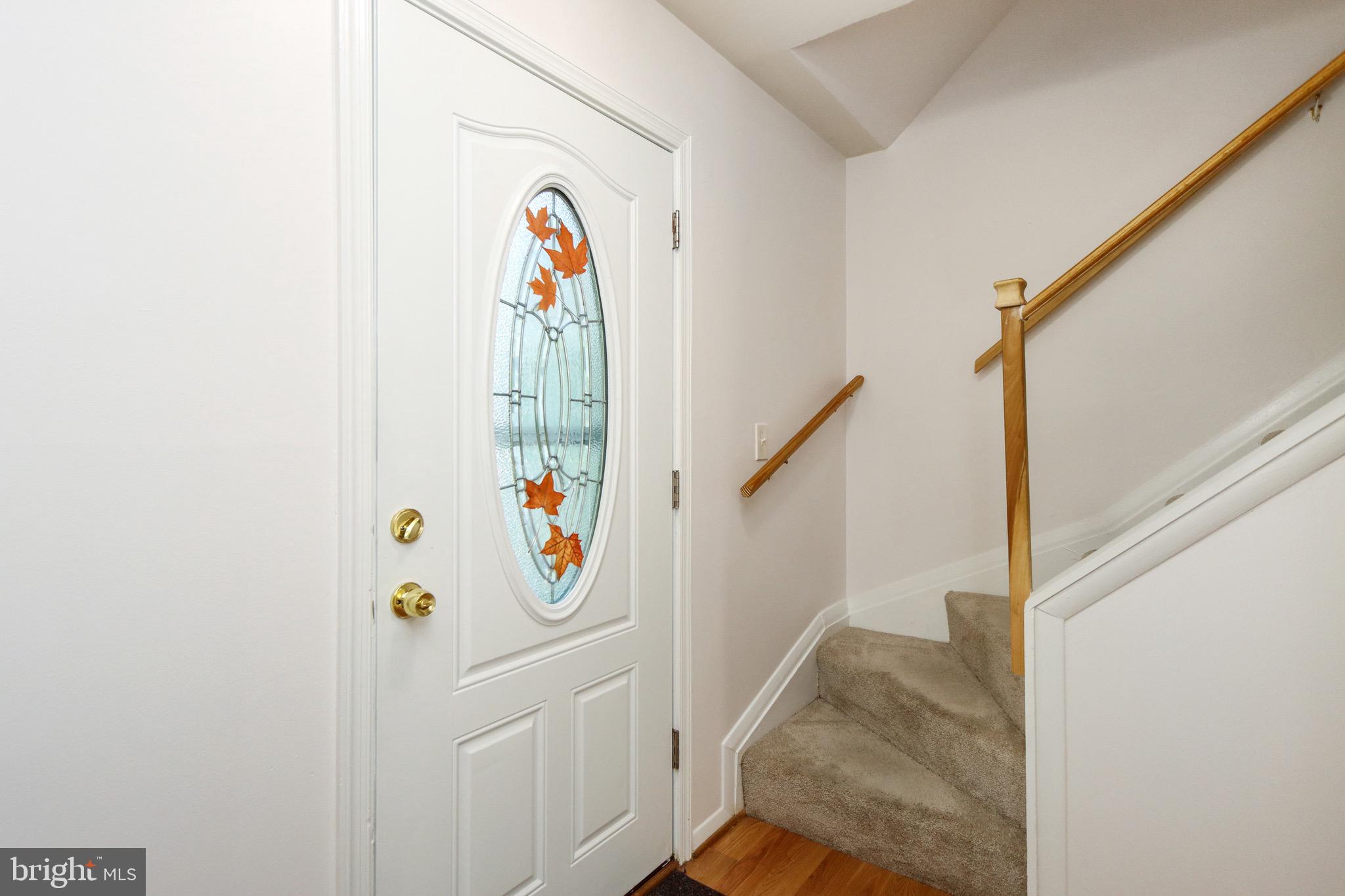 104 Applecreek Road Frederick, MD 21702 - Photo 5 of 59 Interior Entry Way