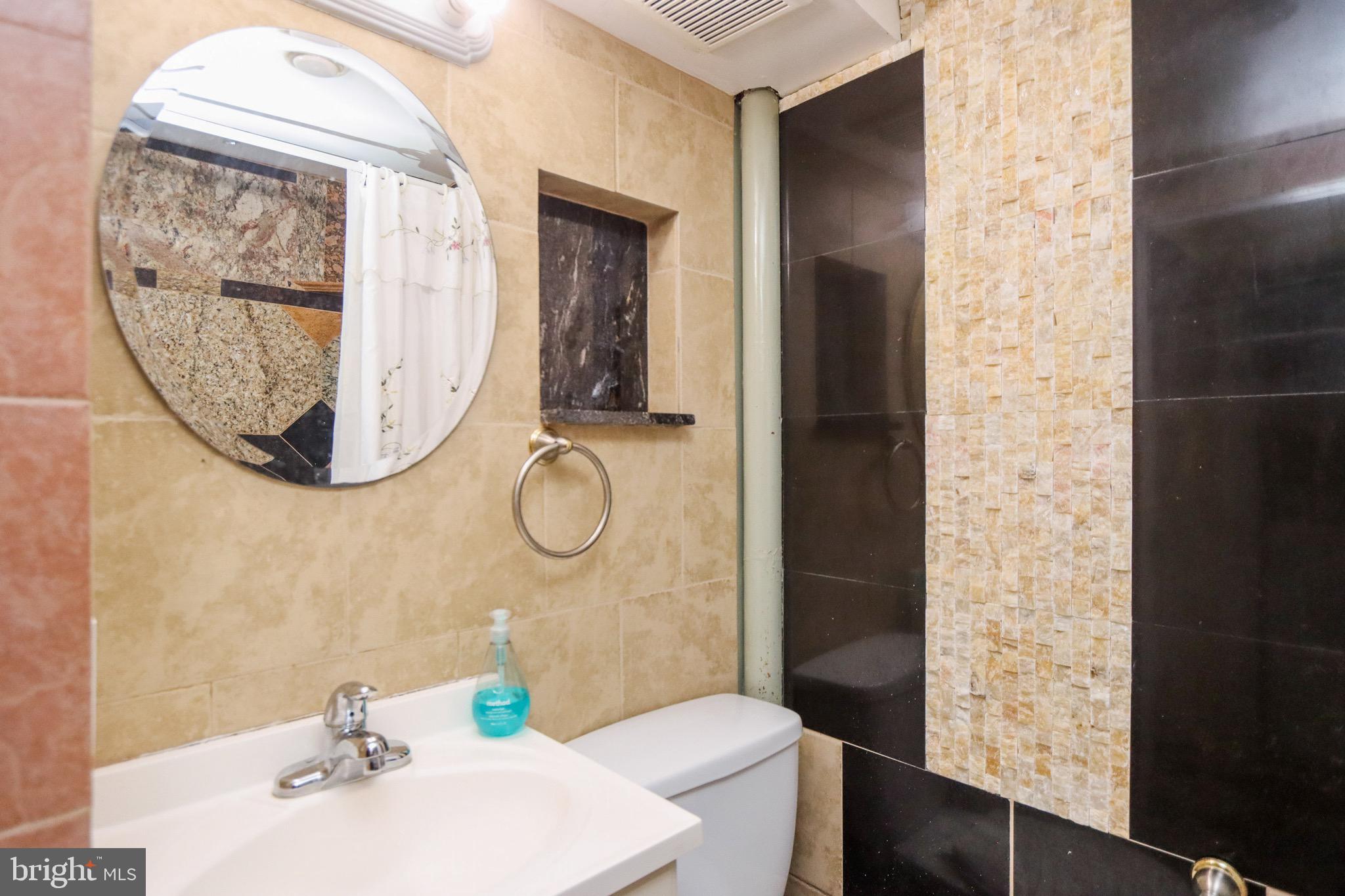 104 Applecreek Road Frederick, MD 21702 - Photo 51 of 59 Basement Full Bathroom
