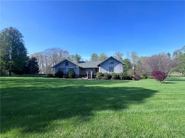 $599,900 | 1717 Wallburg-High Point Road, High Point, NC 27265