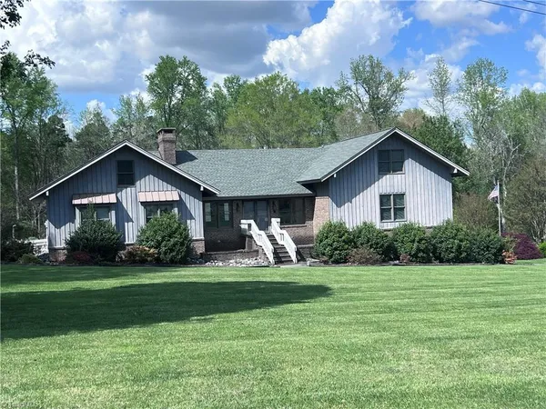 $599,900 | 1717 Wallburg-High Point Road, High Point, NC 27265