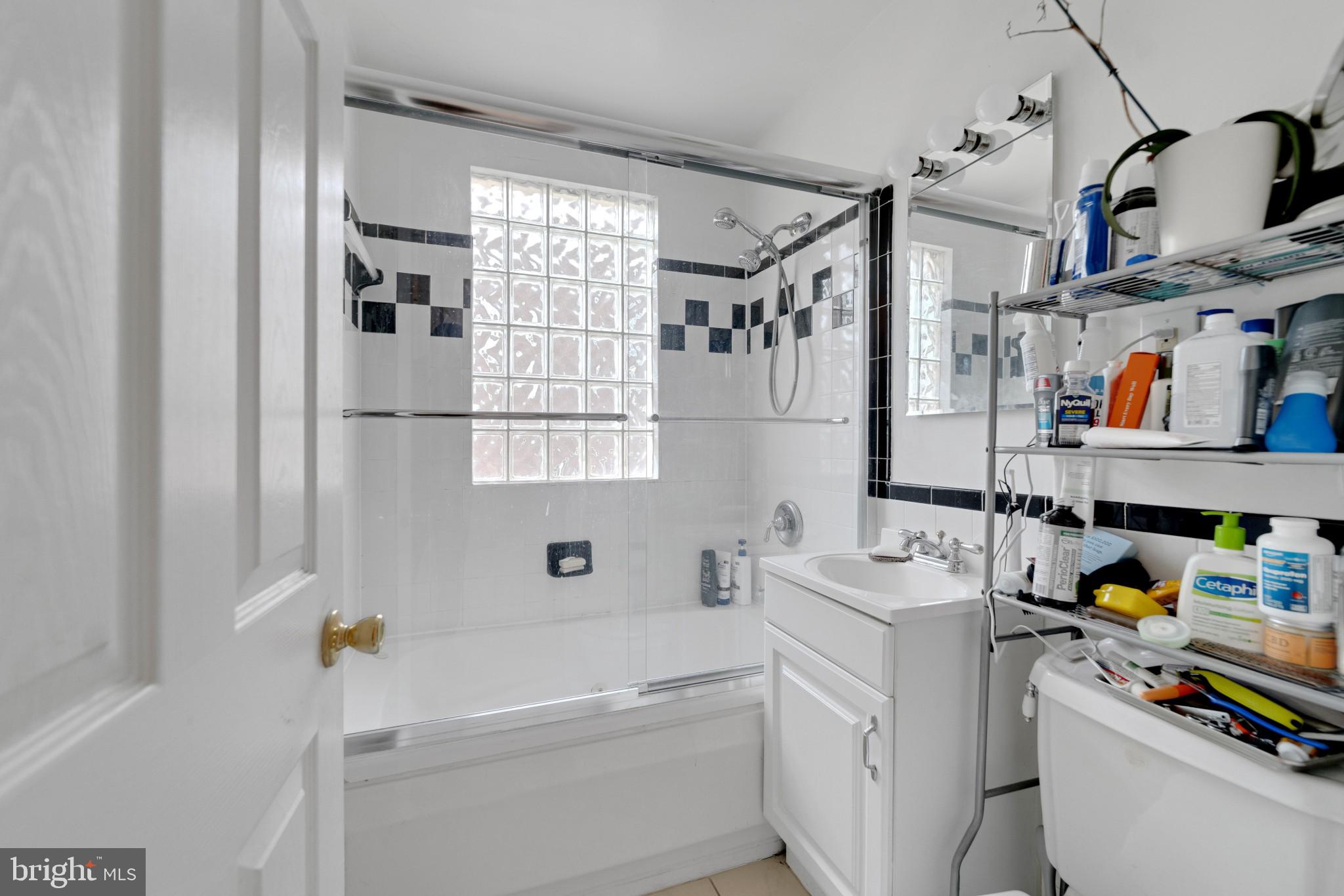19 Hamilton Street Northeast Washington, DC 20011 - Photo 31 of 31 Unit 2 Bath