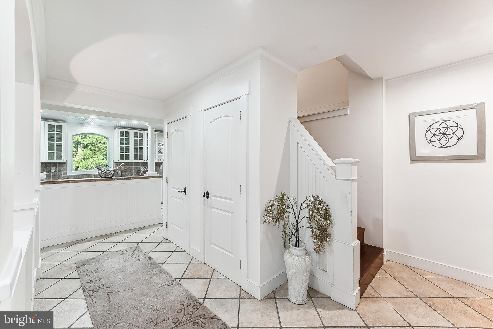 832 Meadowview Road Kennett Square, PA 19348 - Photo 5 of 36 Gallery Image 5