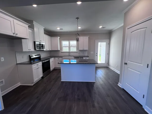 $318,900 | 8192 Snelling Drive, Aiken, SC 29803