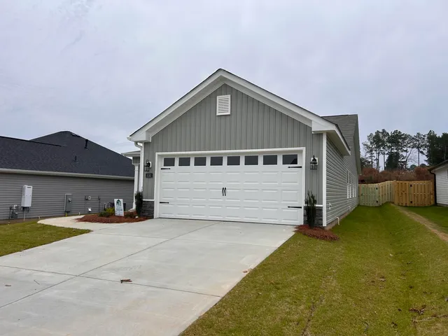 $318,900 | 8192 Snelling Drive, Aiken, SC 29803