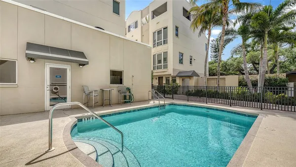 $5,500 | 235 Cocoanut Avenue, Unit 106B, Sarasota, FL 34236