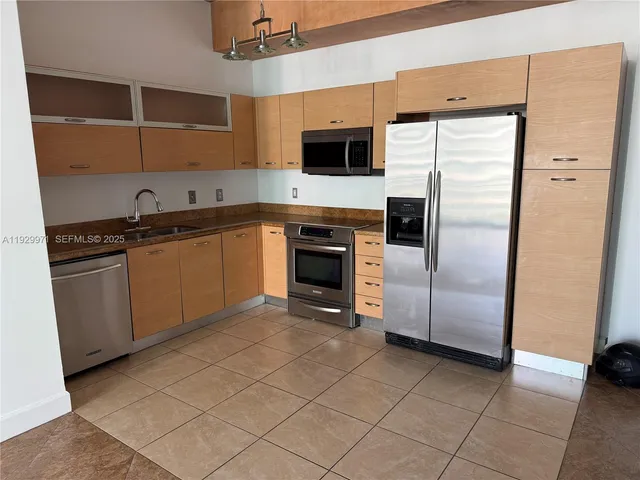 $3,150 | 2275 Biscayne Boulevard, Unit 1003, Miami, FL 33137