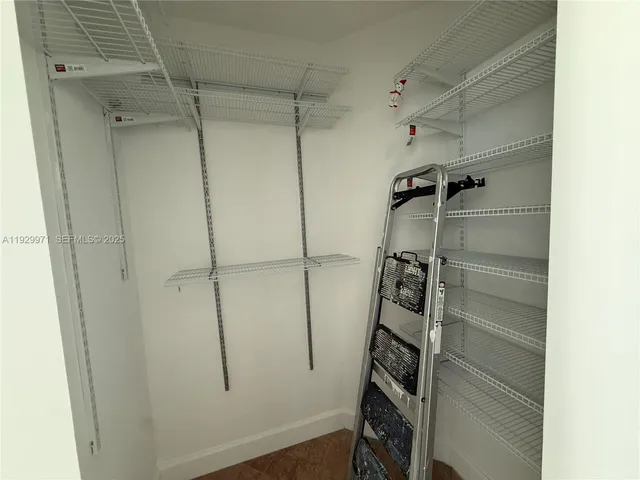 $3,150 | 2275 Biscayne Boulevard, Unit 1003, Miami, FL 33137