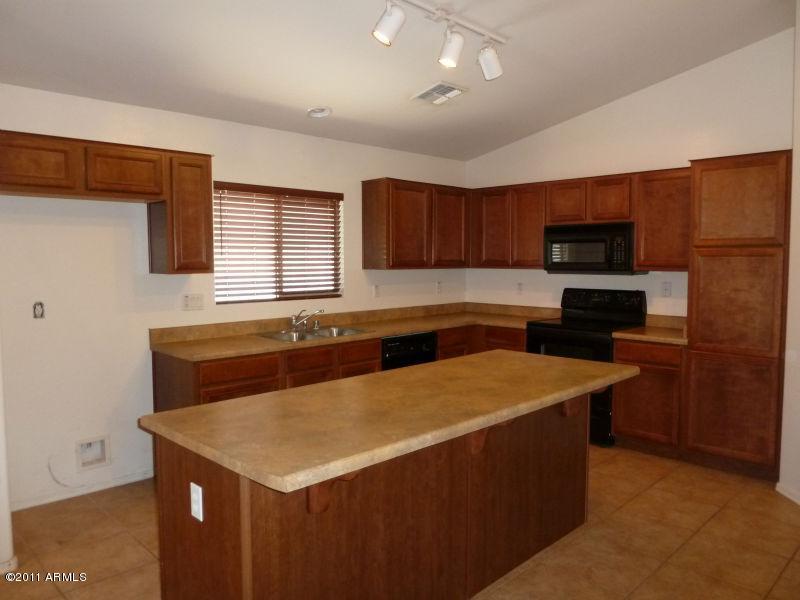 17829 West Redfield Road Surprise, AZ 85388 - Photo 8 of 21 kitchen
