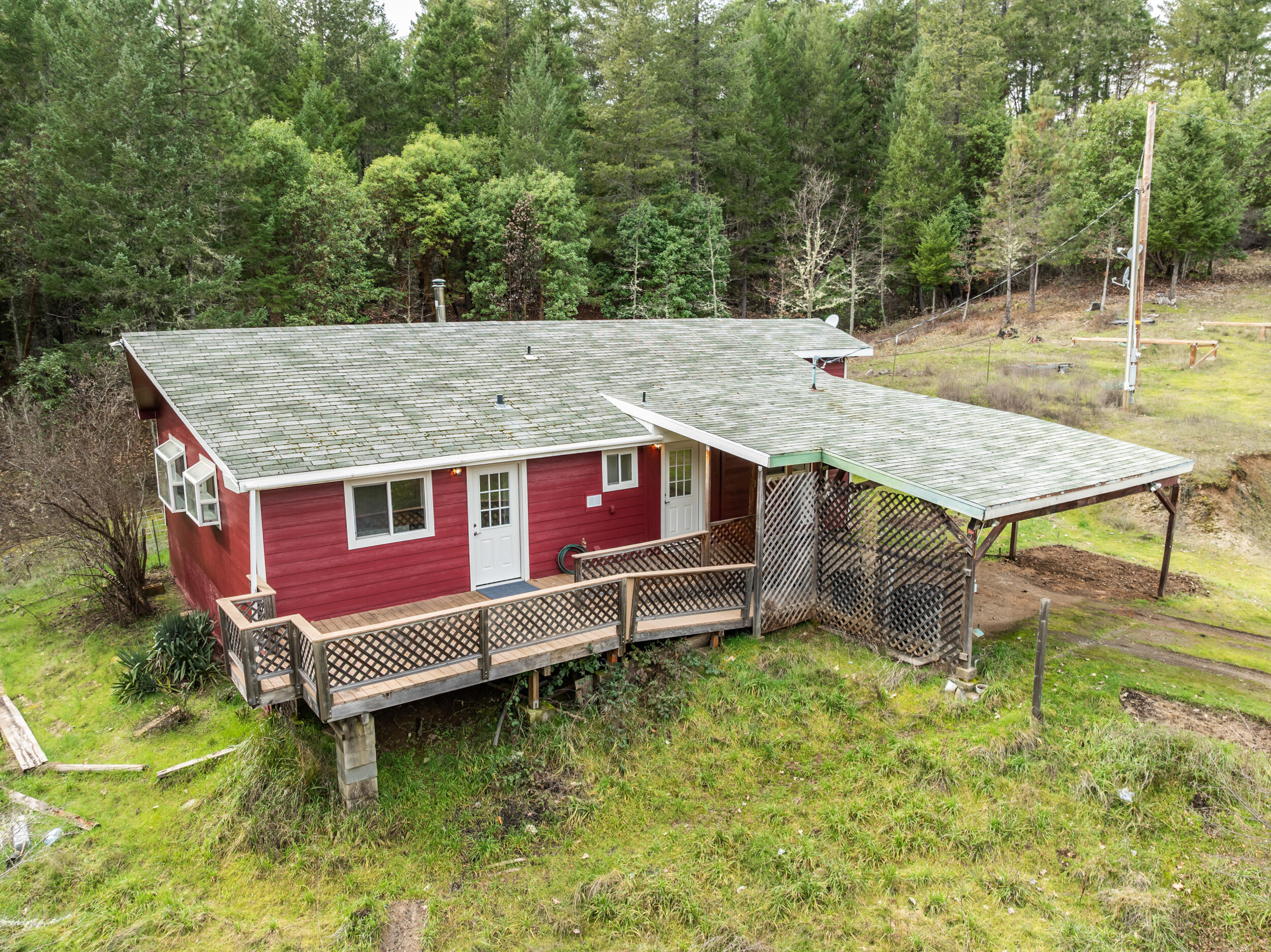 1698 Davis Creek Road Selma, OR 97538 - Photo 2 of 42 1