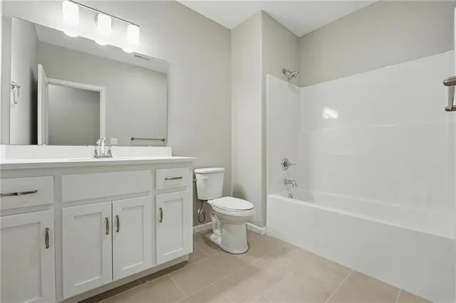 $354,995 | 789 Highland Drive, Edwardsville, KS 66111