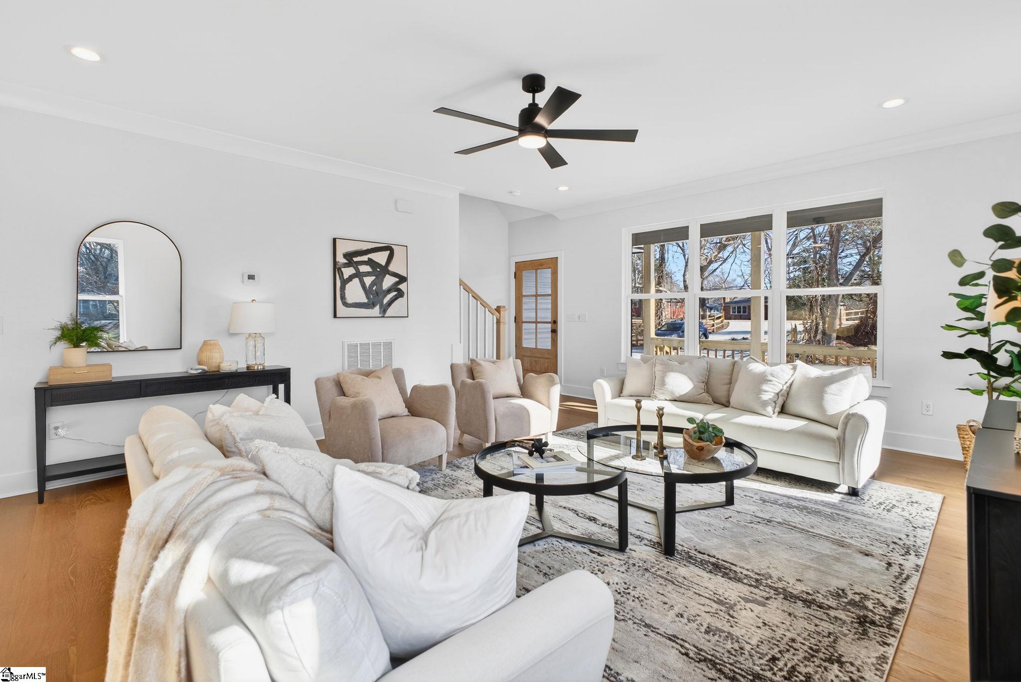 307 Hunts Bridge Road Greenville, SC 29617 - Photo 5 of 38 Gallery Image 5