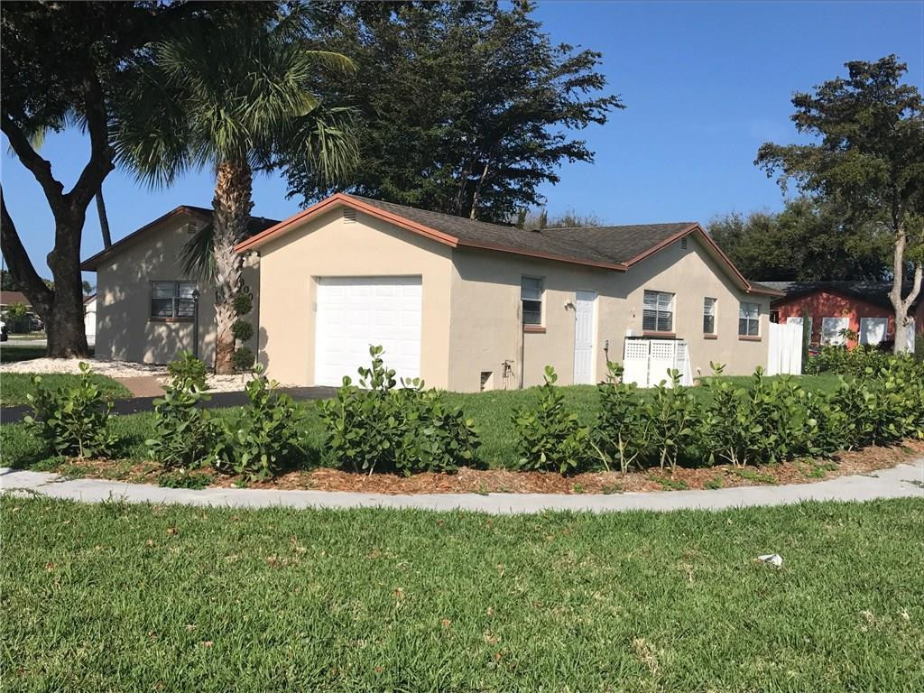 22800 Southwest 53rd Way Boca Raton, FL 33433 - Photo 3 of 12 Photo 3