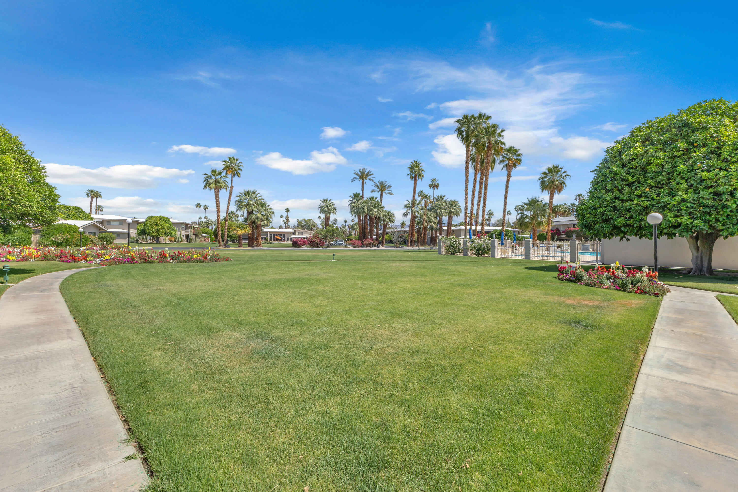 69850 Highway 111, Unit 252 Rancho Mirage, CA 92270 - Photo 30 of 57 Immaculate Grounds