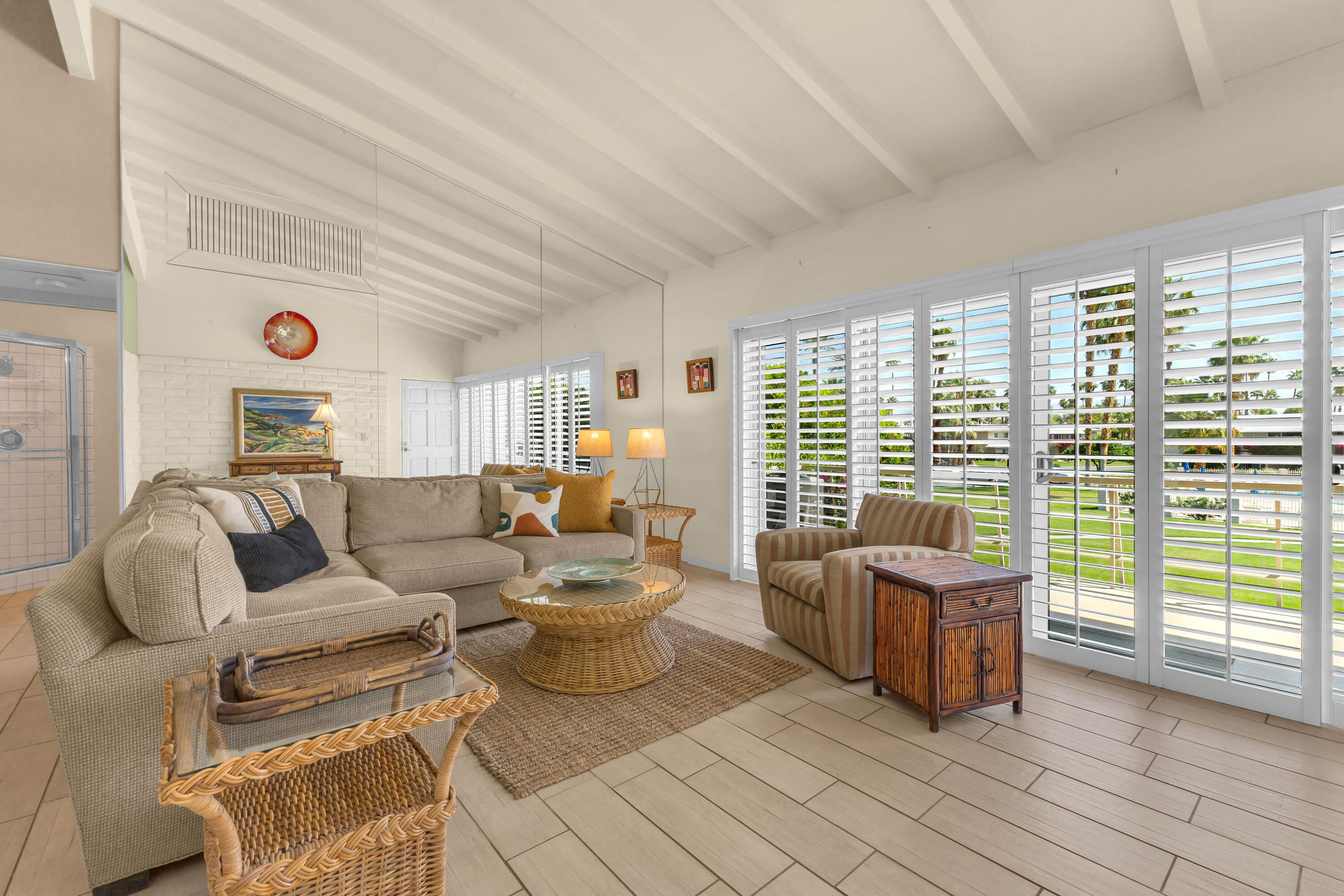 69850 Highway 111, Unit 252 Rancho Mirage, CA 92270 - Photo 4 of 57 Walls of plantation shutters