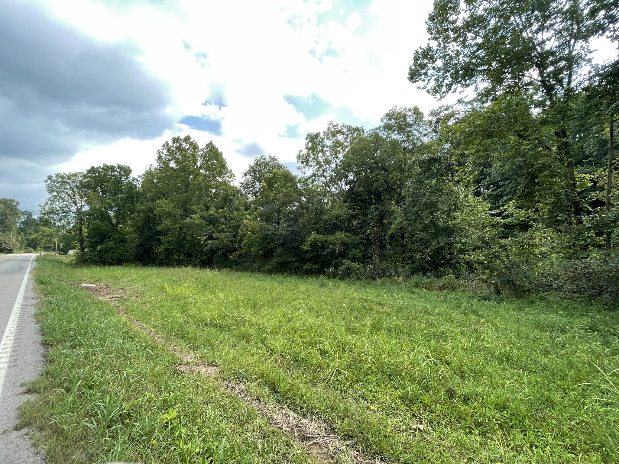 1300 West Point Road Lawrenceburg, TN 38464 - Photo 5 of 6