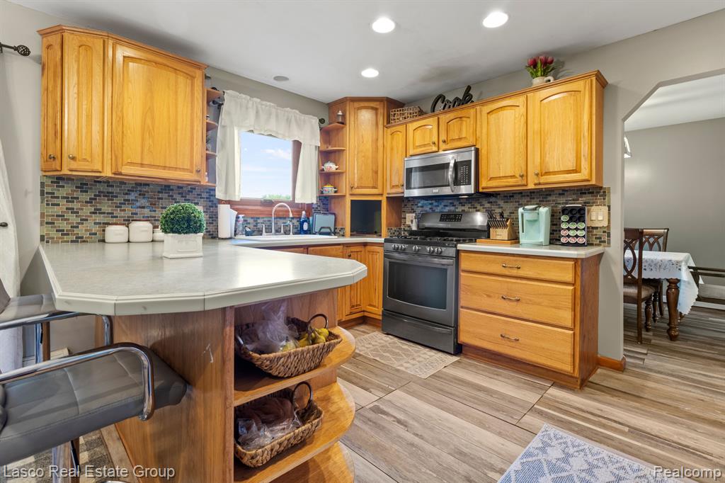 6090 Munsell Road Howell, MI 48843 - Photo 14 of 57