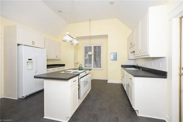 $299,000 | 119 Linden Place, Bermuda Run, NC 27006