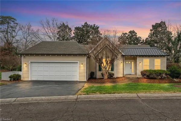 $299,000 | 119 Linden Place, Bermuda Run, NC 27006