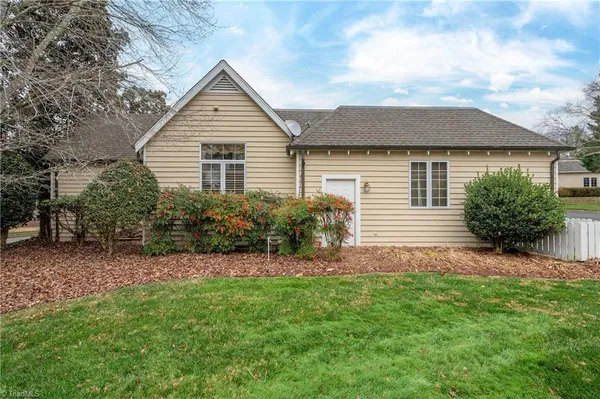 $299,000 | 119 Linden Place, Bermuda Run, NC 27006