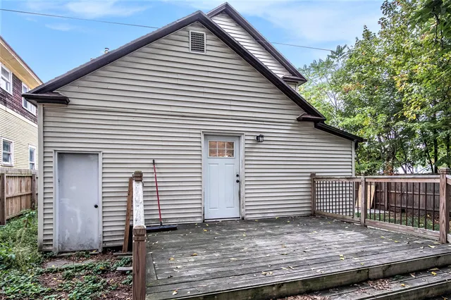 $260,000 | 940 Eastern Avenue Southeast, Grand Rapids, MI 49507