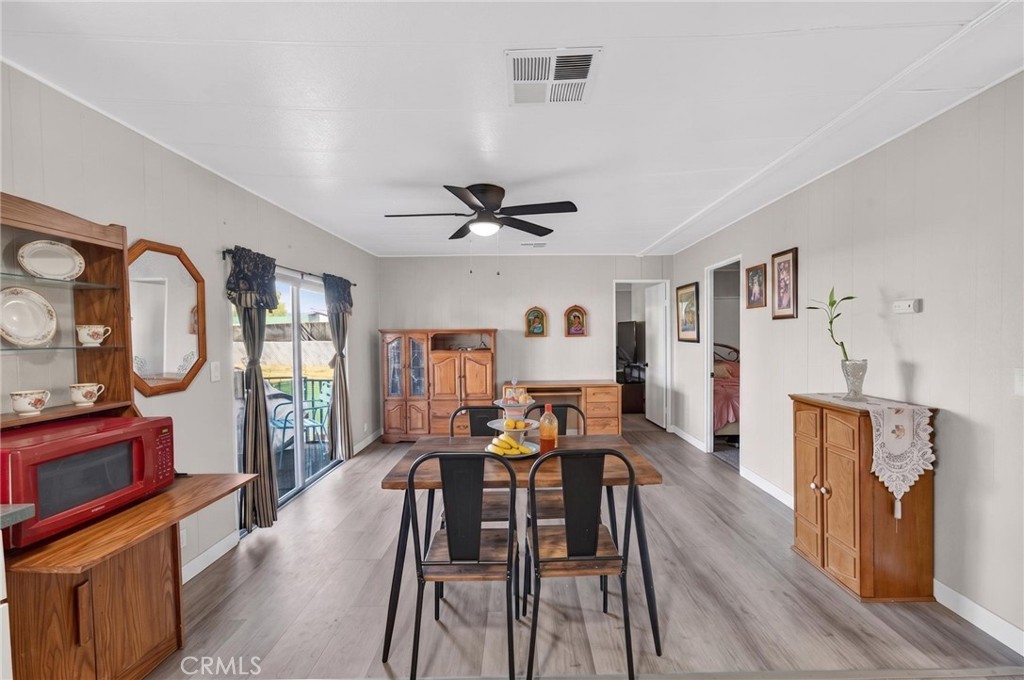 43831 Rassle Drive Hemet, CA 92544 - Photo 16 of 41