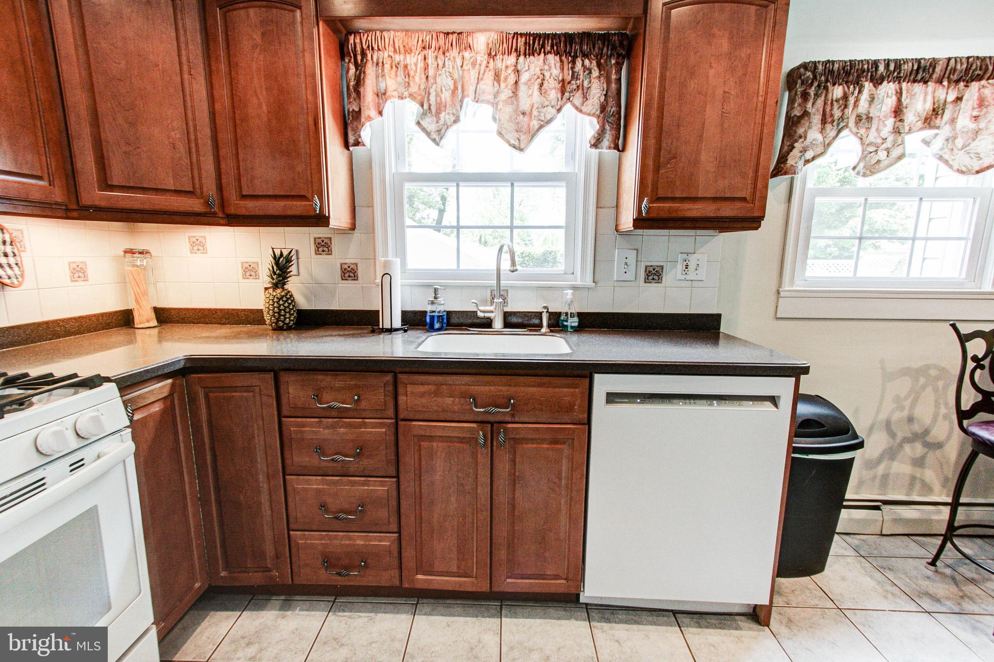 625 Parmentier Road Warminster, PA 18974 - Photo 19 of 44 Gallery Image 19