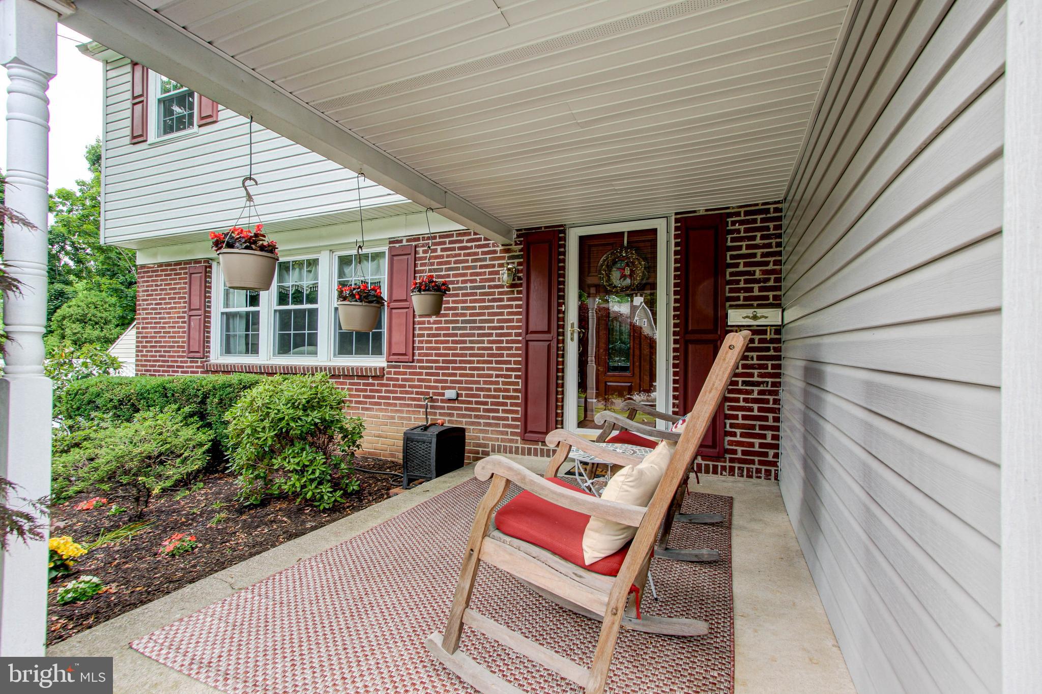 625 Parmentier Road Warminster, PA 18974 - Photo 4 of 44 Gallery Image 4