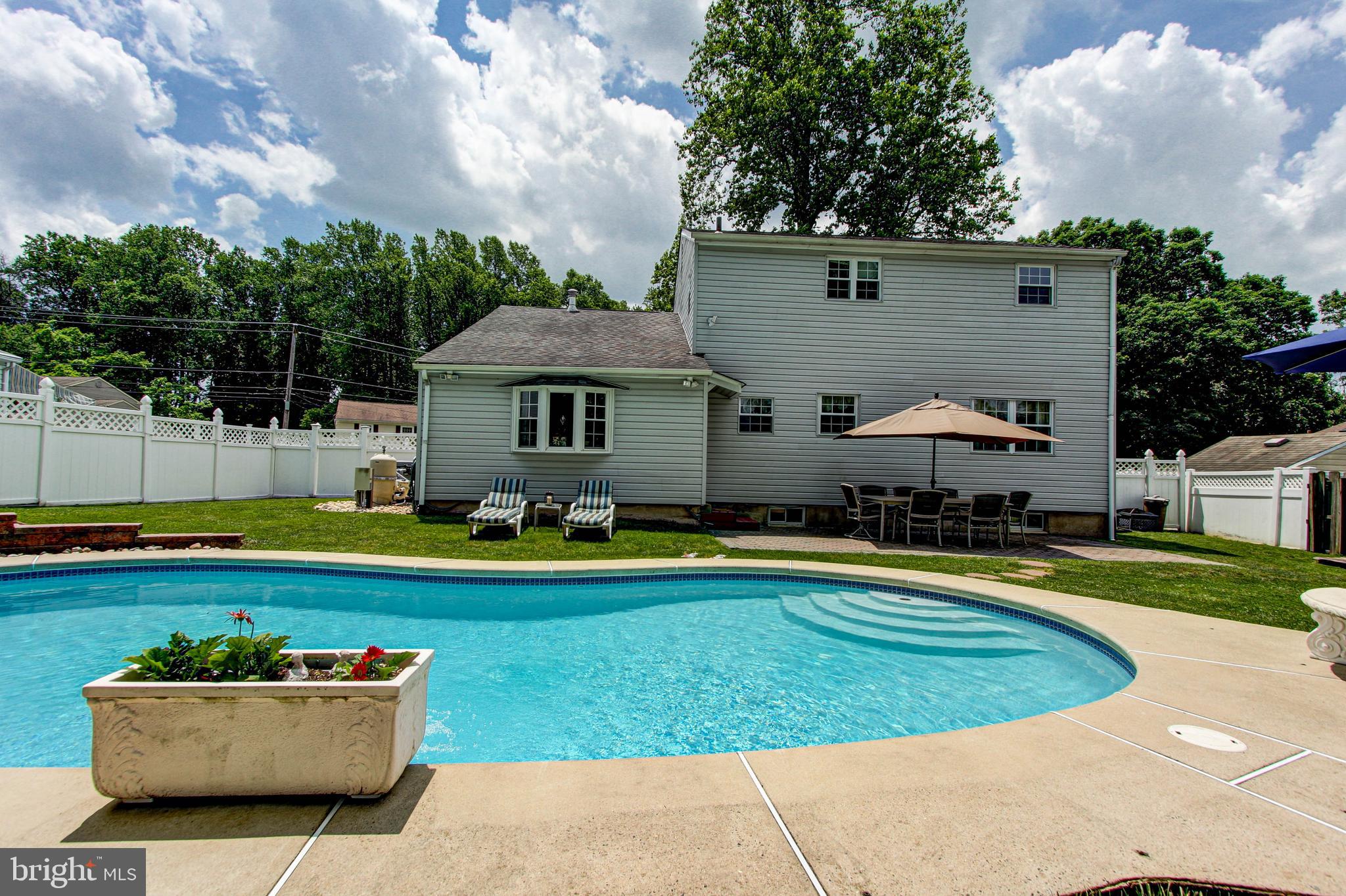 625 Parmentier Road Warminster, PA 18974 - Photo 41 of 44 Gallery Image 41