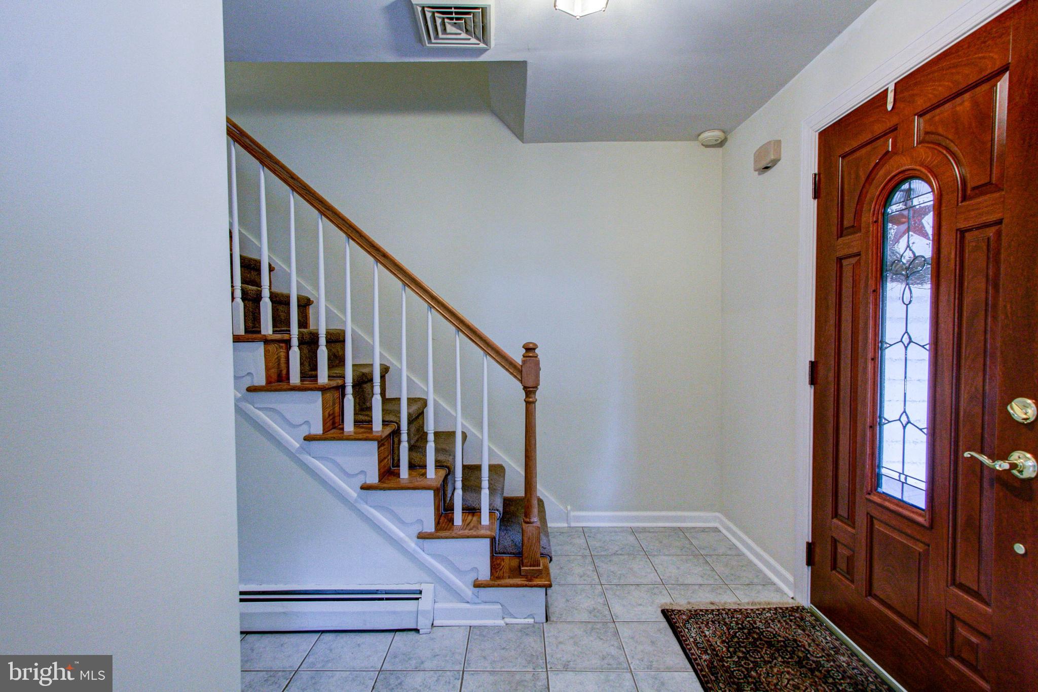 625 Parmentier Road Warminster, PA 18974 - Photo 6 of 44 Gallery Image 6