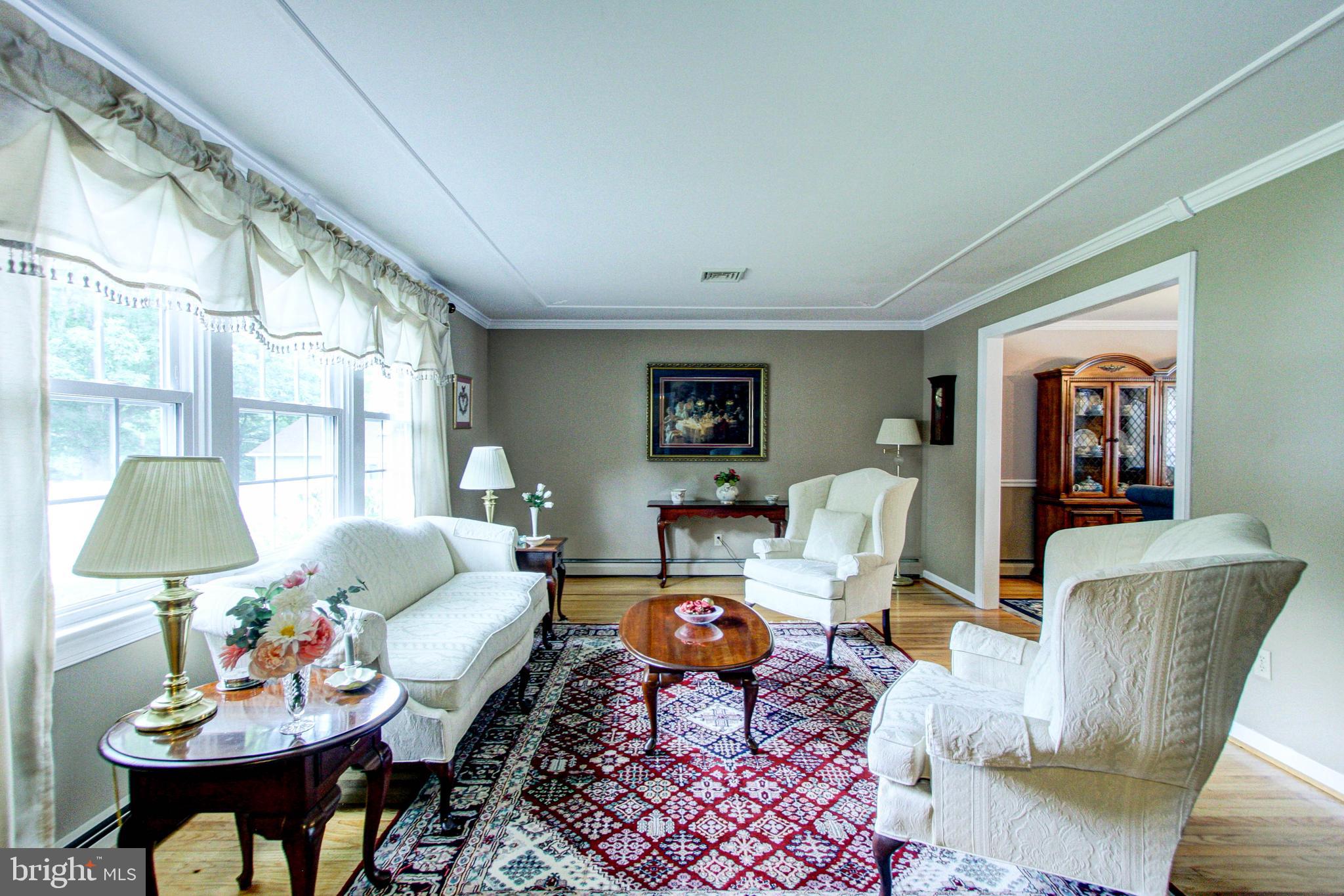625 Parmentier Road Warminster, PA 18974 - Photo 9 of 44 Gallery Image 9