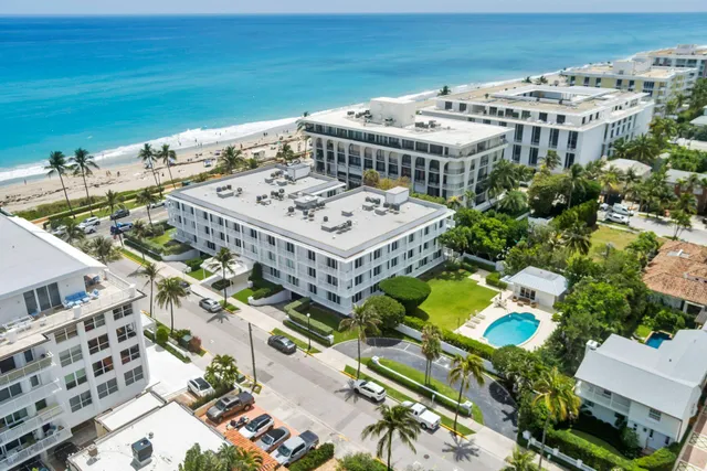 $2,700,000 | 350 South Ocean Boulevard, Unit 107, Palm Beach, FL 33480