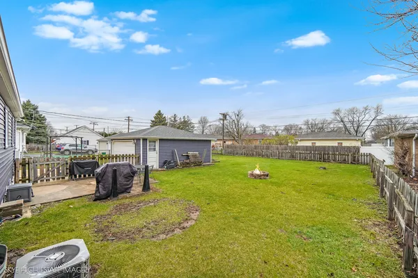 $279,900 | 1205 North Prairie Avenue, Joliet, IL 60435