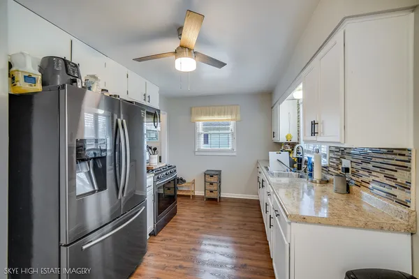 $279,900 | 1205 North Prairie Avenue, Joliet, IL 60435