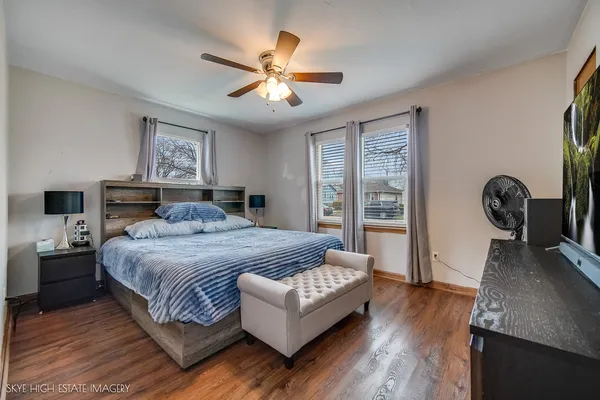 $279,900 | 1205 North Prairie Avenue, Joliet, IL 60435