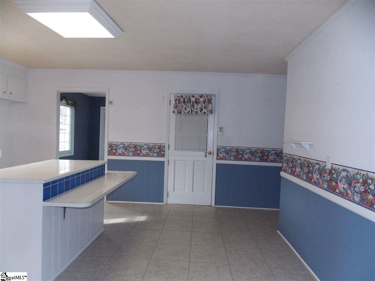 205 Timberlane Road Greer, SC 29651 - Photo 8 of 33 Gallery Image 8